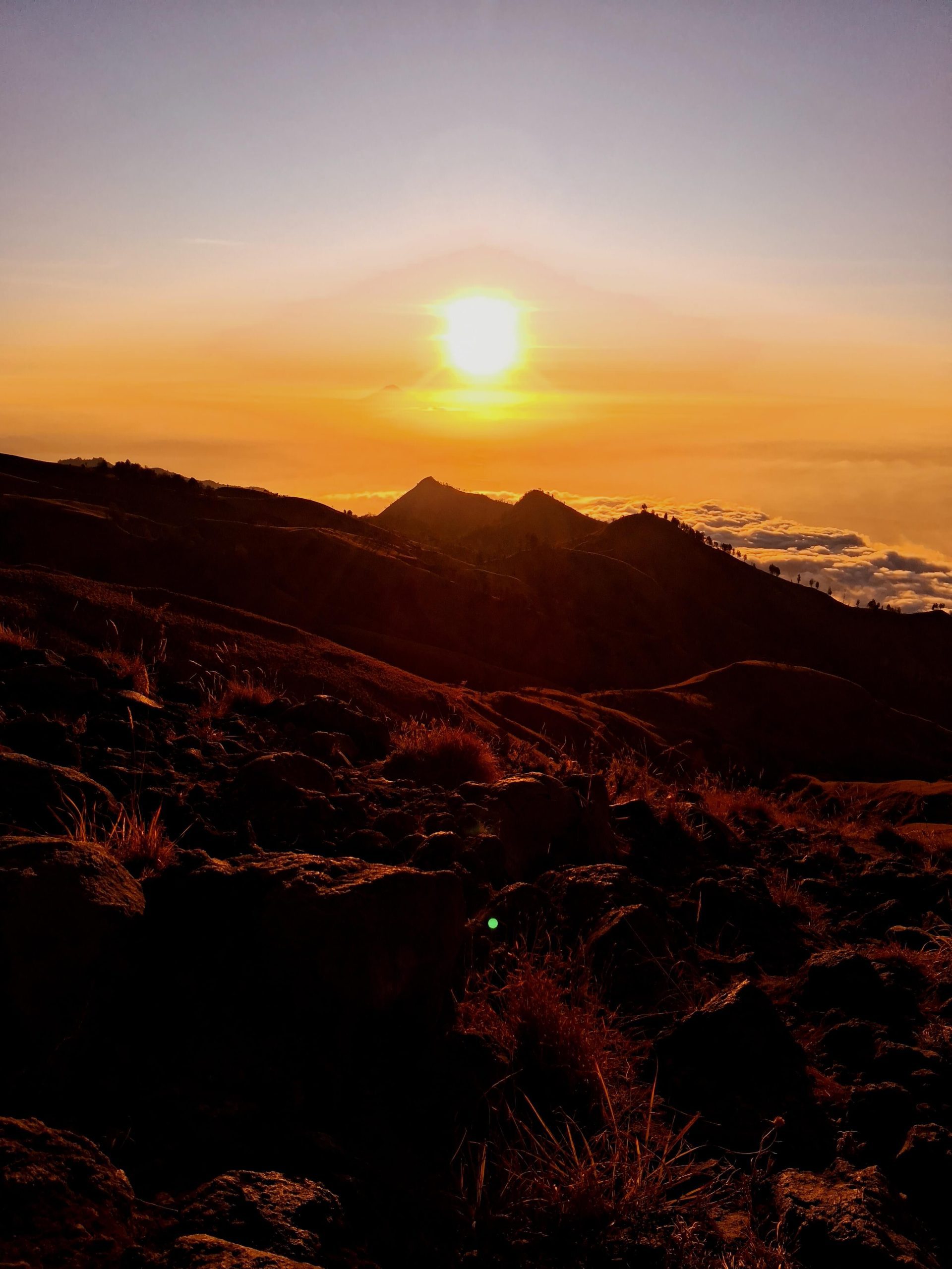 Mount rinjani 2 day sunset view